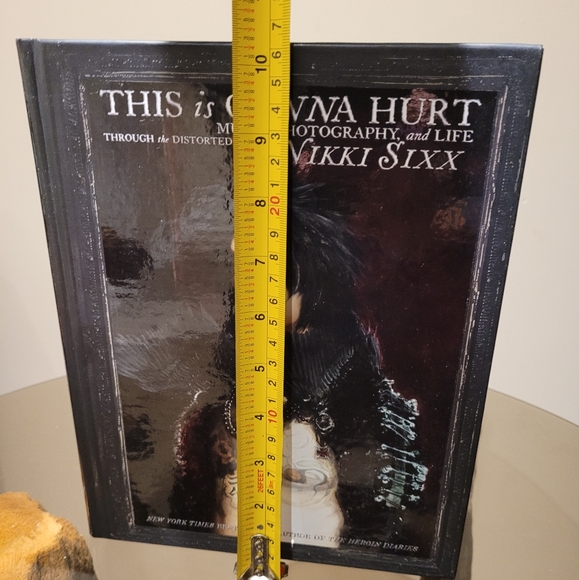 Nikki Sixx-This is gonna hurt - Picture 15 of 16